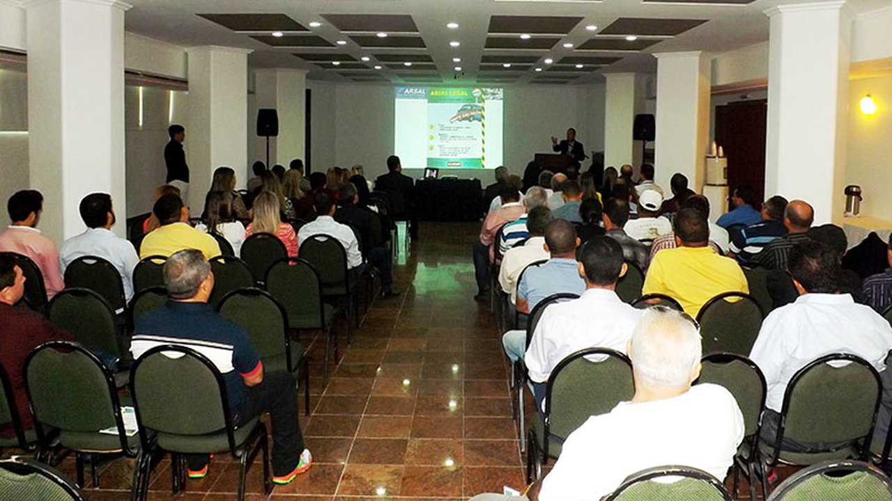Entidades ligadas ao transporte complementar prestigiam lançamento da campanha ‘Arsal Legal’
