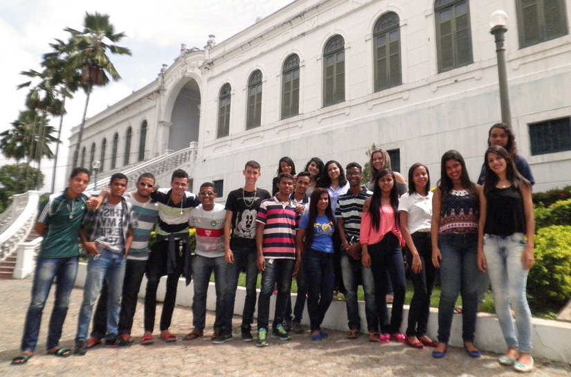 Novo grupo de aprendizes se despede do Lar São Domingos