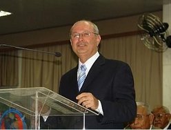 Deputado Fernando Toledo prestou homenagem ao pastor José Antônio
