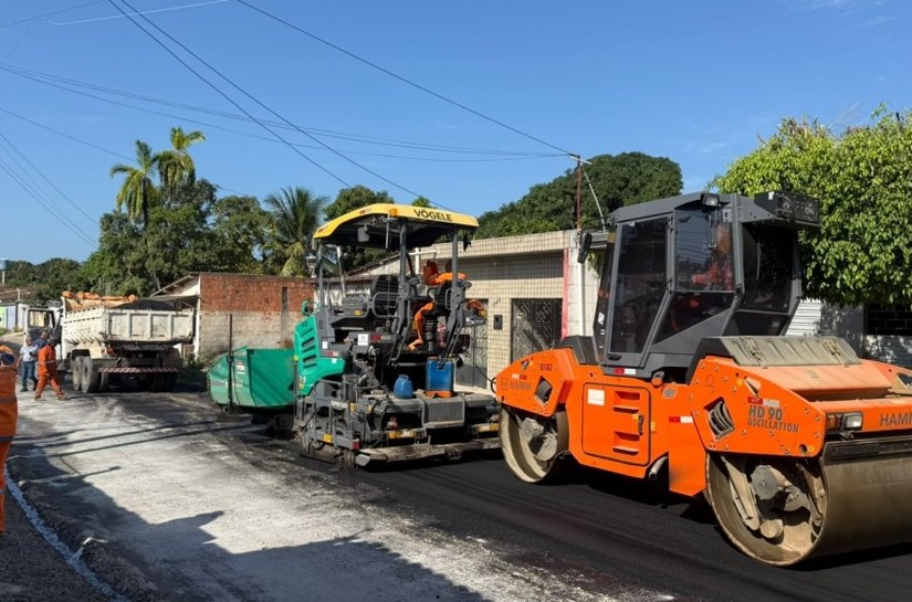 Prefeitura avança com pavimentação de mais duas ruas no Village Campestre II