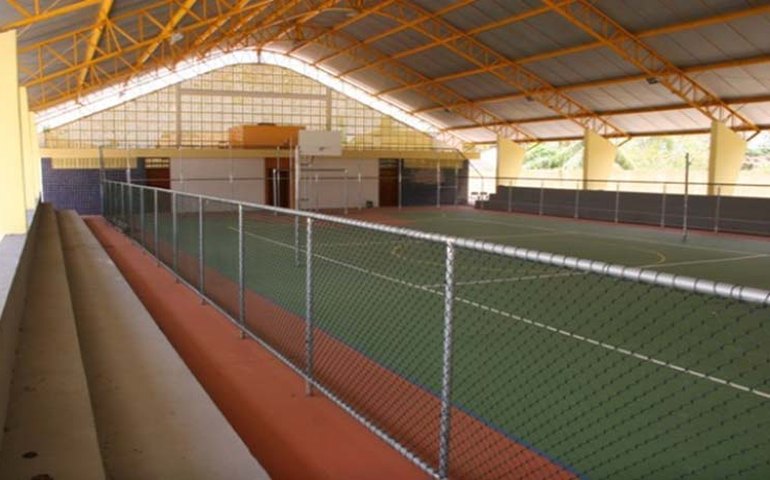 Governo inaugura ginásio da Escola Dom Constantino Luers, em Campo Alegre; 1.200 alunos serão beneficiados