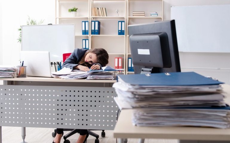 Comissão debate impactos da escala 6x1 no setor do comércio