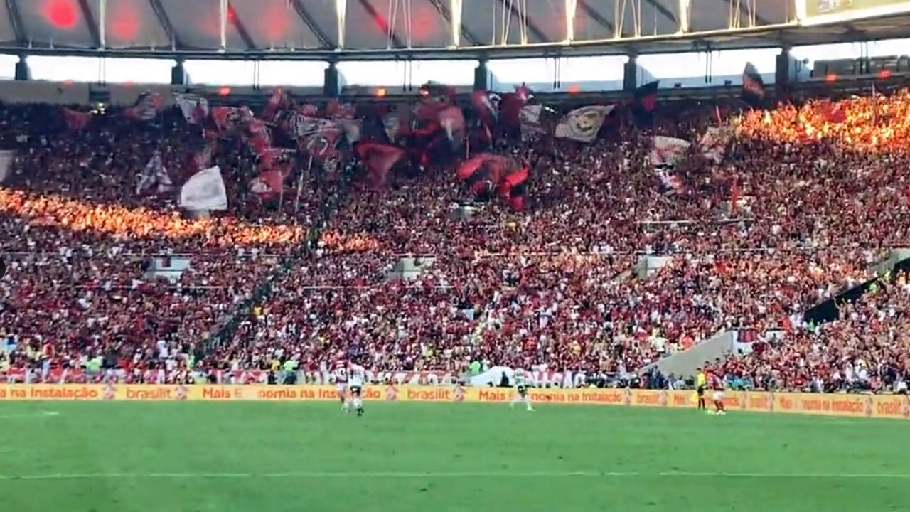 Flamengo e São Paulo tem maior renda da história do futebol brasileiro; torcida vaia anúncio
