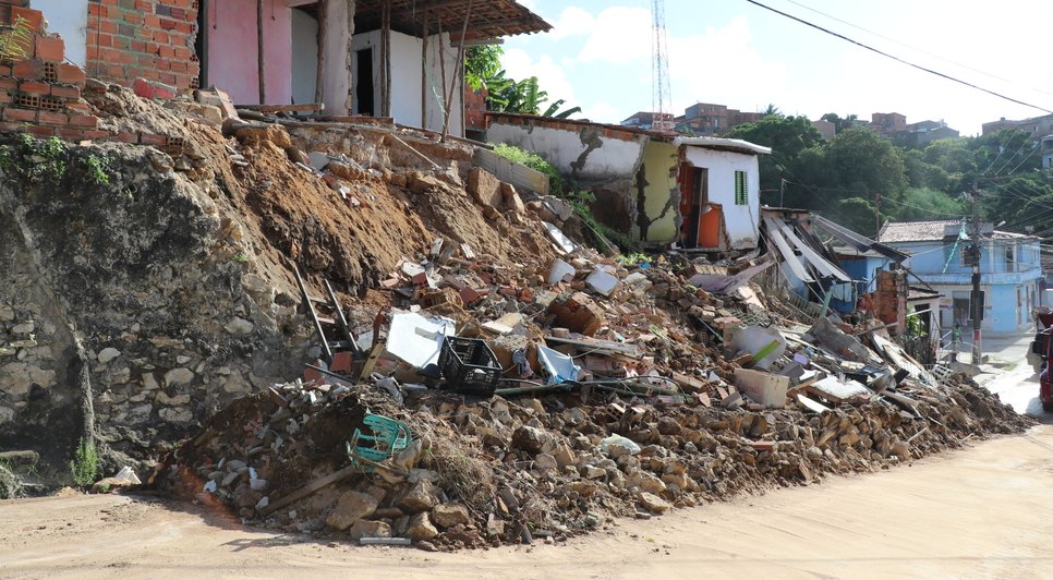 DESABAMENTO CASAS CIDADE NOVA / Foto: Ascom/Assistência Social