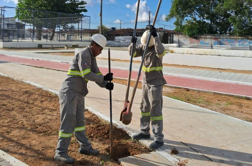 Expansão do Parque Esportivo do Benedito Bentes recebe obras de iluminação em LED