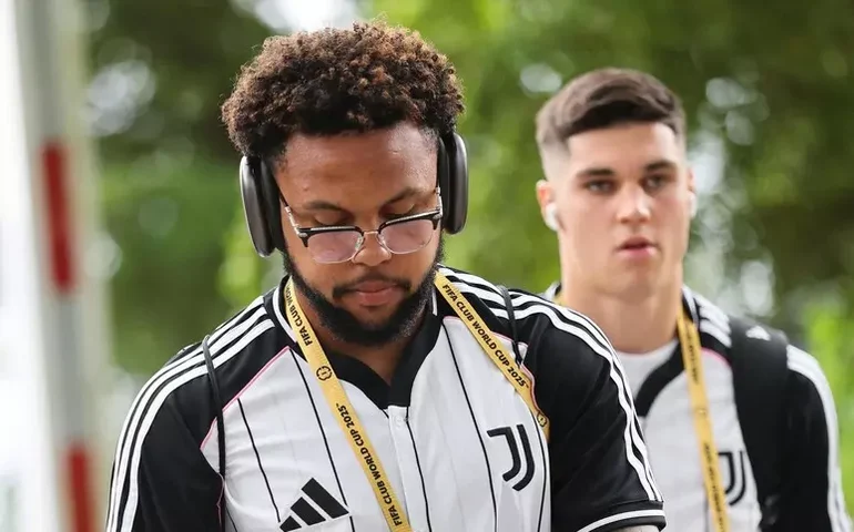 Juventus denuncia insultos racistas contra Weston McKennie