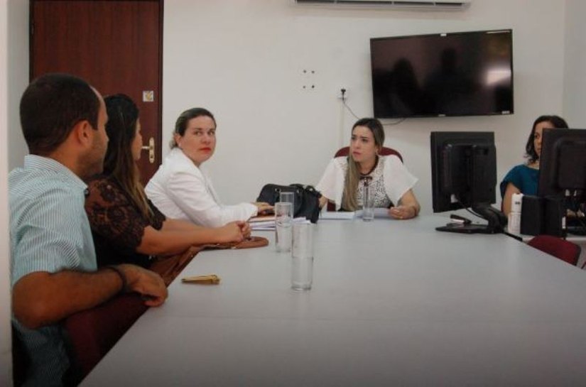 Prefeitura de Paripueira se compromete a coibir trabalho infantil no lixão