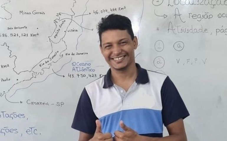 Pesquisador da Uneal recebe Prêmio de Excelência Acadêmica da Fapeal