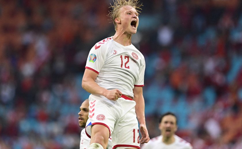 Dolberg brilha, Dinamarca faz 4 a 0 em País de Gales, e vai às quartas da Euro