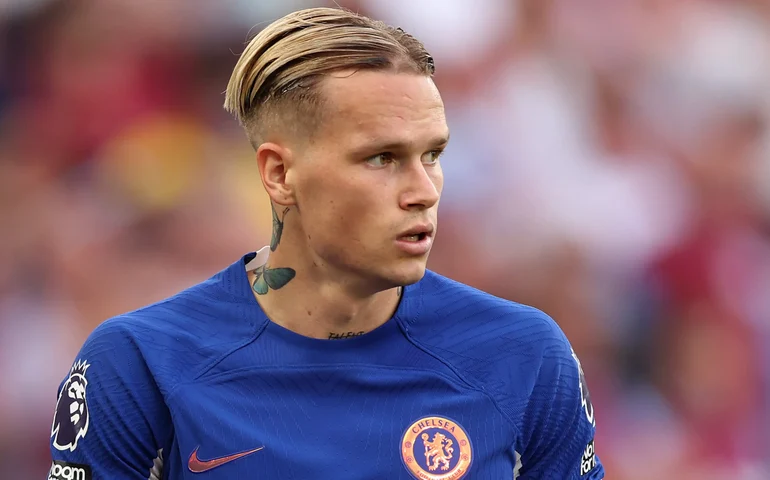 Joia de R$ 552 milhões desencanta após 23 jogos e Chelsea bate o Fulham fora de casa