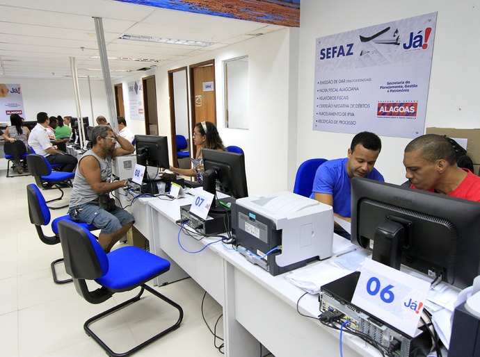 Centrais Já! suspendem atendimento no feriado desta quinta-feira(21)