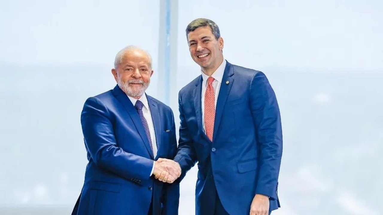 Lula se reúne pela terceira vez com presidente eleito do Paraguai