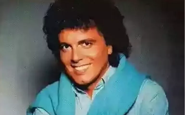 'Julio Iglesias italiano', Christian morre aos 82 anos em Milão