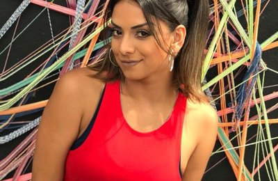 Bailarina Tainá Grando coreografa clipe "Rabetão no Chão ", de MC TH e MC Menininho 