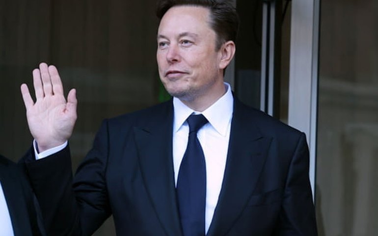 Musk participa de ligação de Trump com Zelensky