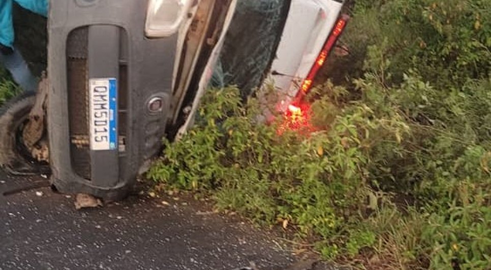 Acidente entre trator e ambulância em Carira / Foto: Foto: redes sociais