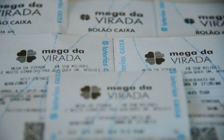 Prêmio da Mega da Virada acumula e chega a R$ 1 bilhão