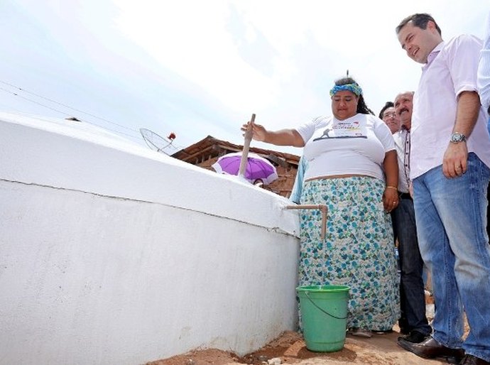 Cisternas do Programa Água para todos permitem ao sertanejo "planejar a vida"