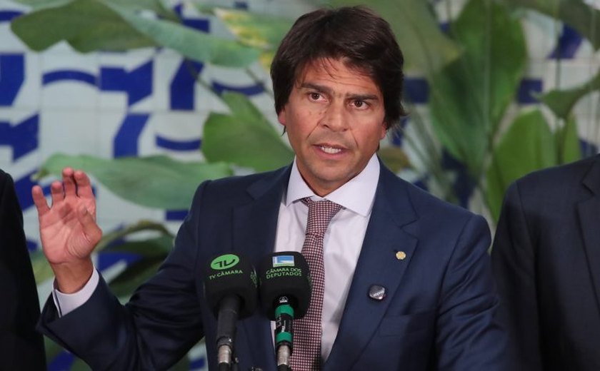 Relator da reforma administrativa adianta pontos das propostas que pretende apresentar depois do recesso