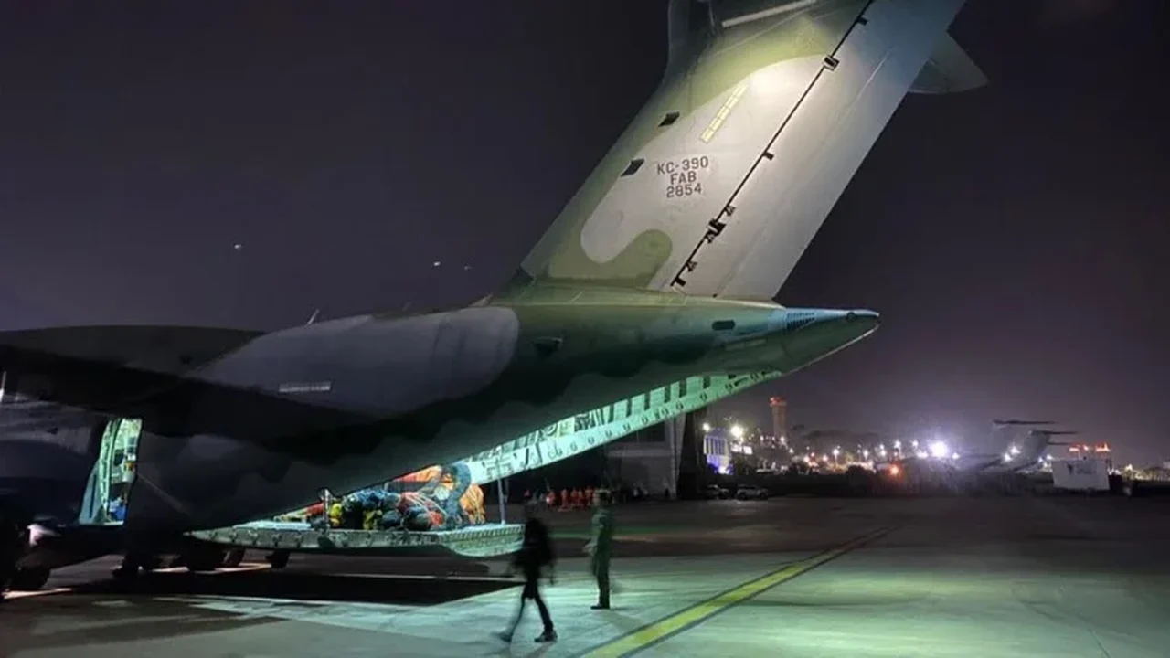 Saiba como é o KC-390 Millennium, avião da FAB utilizado em apoio à Venezuela