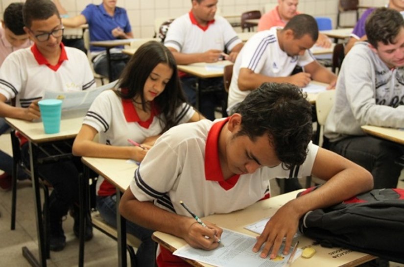 Estudantes da rede pública estadual participam da 1ª fase da OBMEP 2017