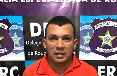 PC dá detalhes sobre acusado de assassinato e roubo em Pernambuco