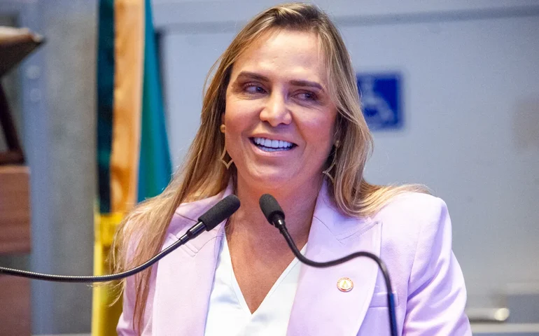 É bom que se faça uma separação do que é Master e do que é BRB, diz governadora do DF