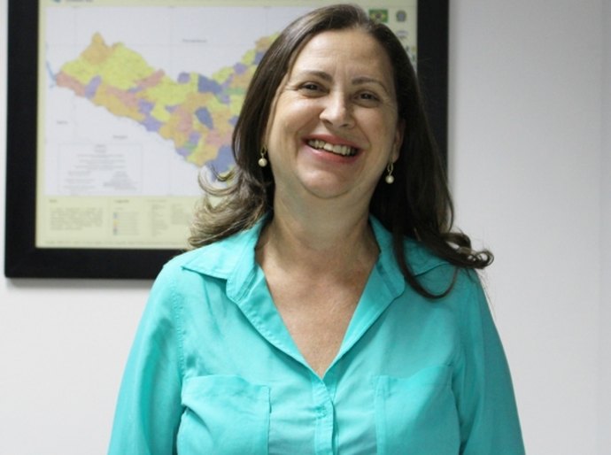 Com três décadas de dedicação, servidora busca continuar crescendo