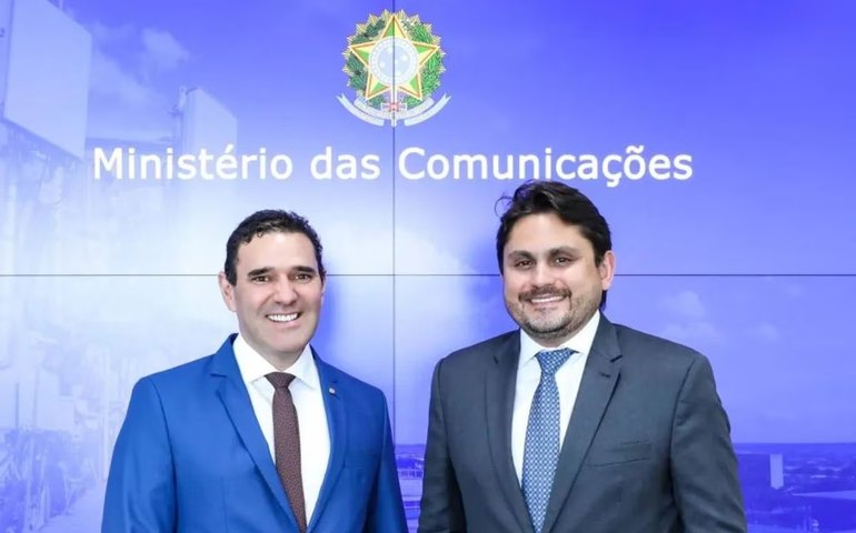 Suplente de Juscelino Filho exonera da Câmara piloto de avião e amigo do ministro