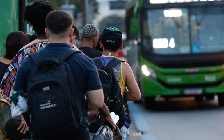 Problema técnico fará IBGE atrasar dado de emprego de julho em 18 dias