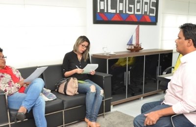 Seris e Raízes de África promovem a igualdade e dignidade no cárcere