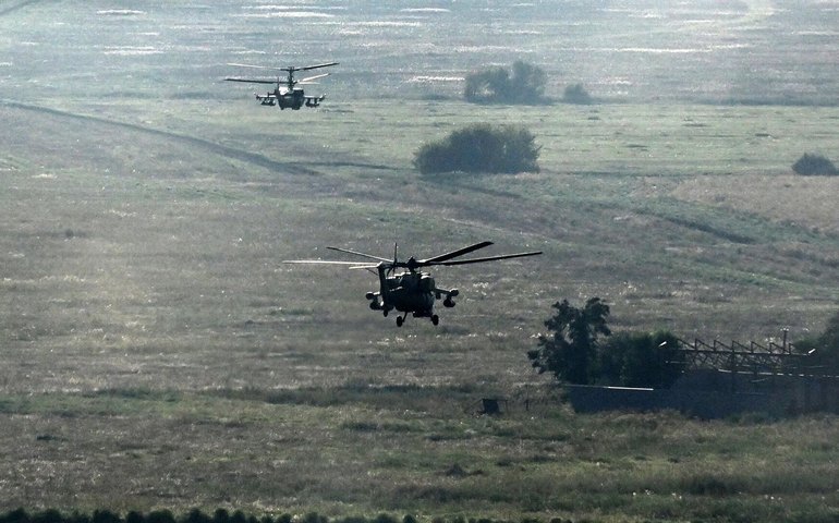 Helicóptero russo aniquila inimigo com mísseis após receber dados de inteligência precisos, diz MD