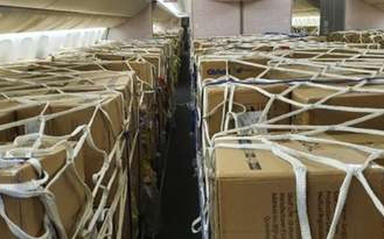 Governo informa chegada de voo da China com 7,5 milhões máscaras