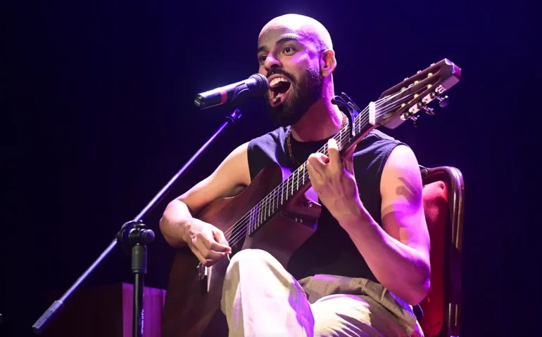 Projeto Seis & Meia reúne música, emoção e valorização da cultura no Theatro Sete de Setembro