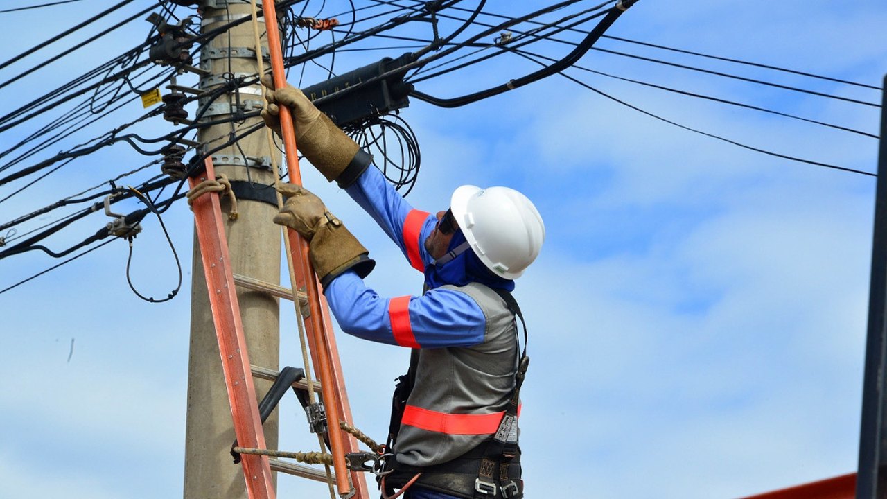 SIPE esclarece procedimento para ligação provisória de energia em Penedo