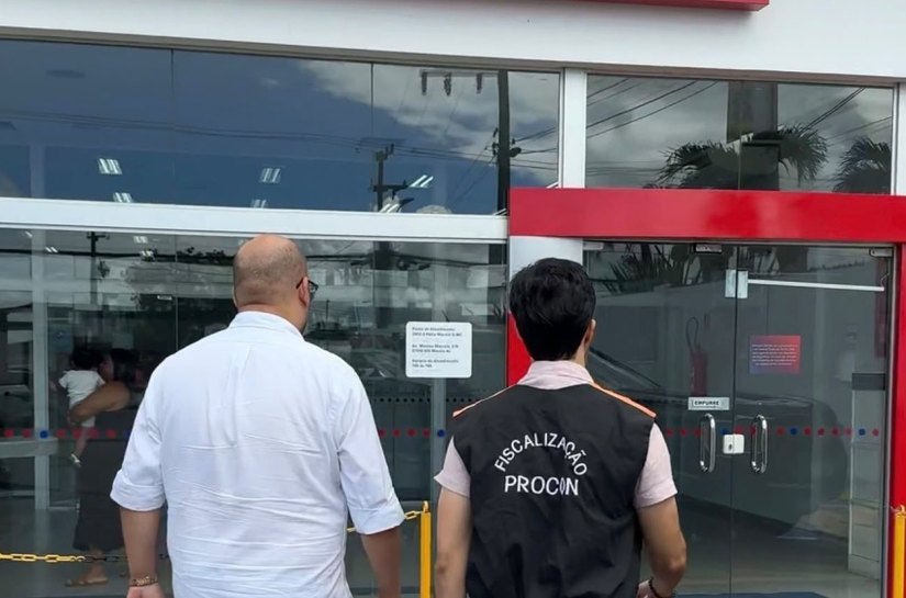 Procon Maceió autua agências bancárias por má prestação de serviço