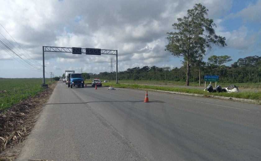 Jovem morre em acidente de carro em Rio Largo