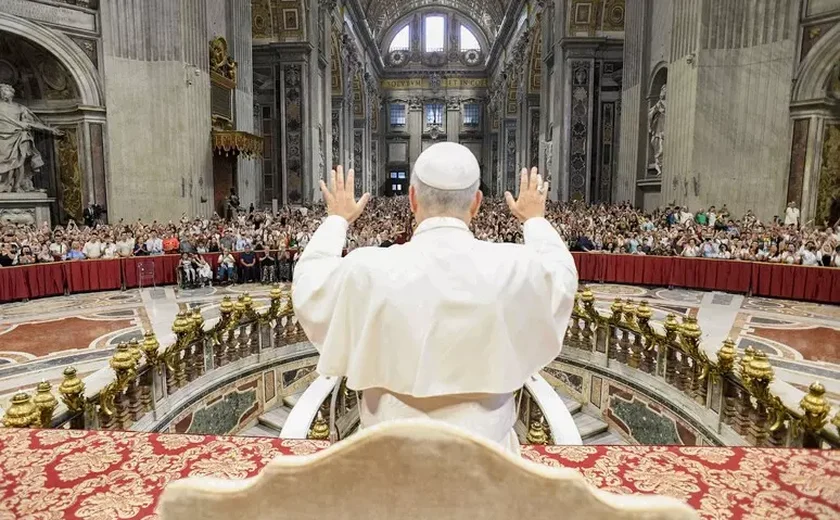 Papa pede cessar-fogo na Ucrânia e alerta para crise em Gaza