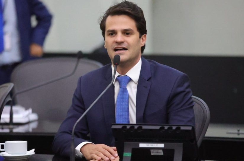 Breno Albuquerque ressalta ações sociais do Projeto Maria de Lourdes, em Arapiraca