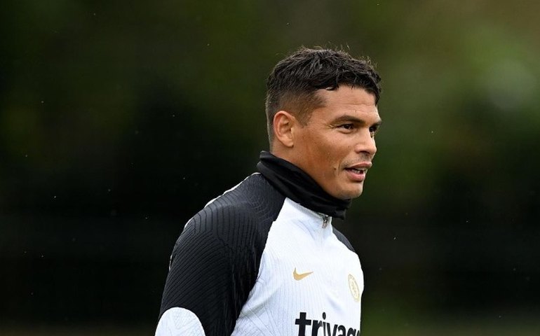 Thiago Silva diz que não se aposentou da seleção e quer ajudar: 'Estou sempre à disposição'