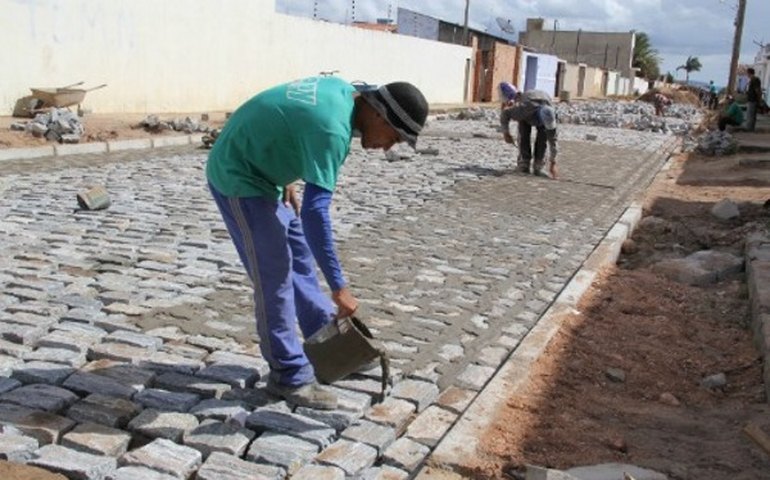 Obras do Governo do Estado beneficiam municípios alagoanos