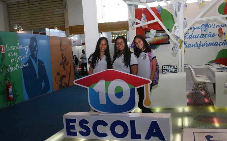 Seduc abre inscrições para professores e estudantes da rede estadual apresentarem trabalhos na 10ª Bienal Internacional do Livro