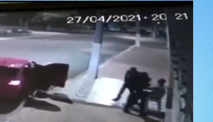 Polícia Civil acredita que o alvo dos criminosos eram pessoas ligadas a empresário do município / Foto: Imagem: Reprodução/TV Atalaia