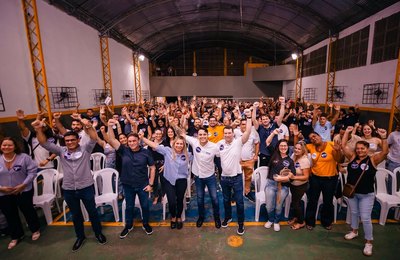 Brivaldo Marques demonstra força política e apresenta seu escolhido para deputado federal