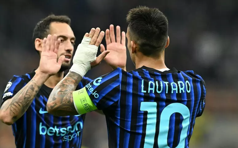 Inter de Milão bate Slavia Praga e mantém 100% na Champions