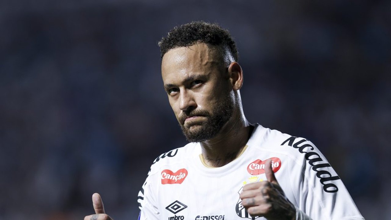 Neymar será denunciado ao STJD após expulsão contra o Bahia