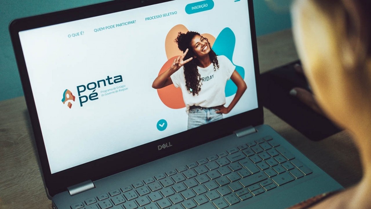 Estudantes do nível superior de AL já podem se inscrever no programa de estágio Pontapé