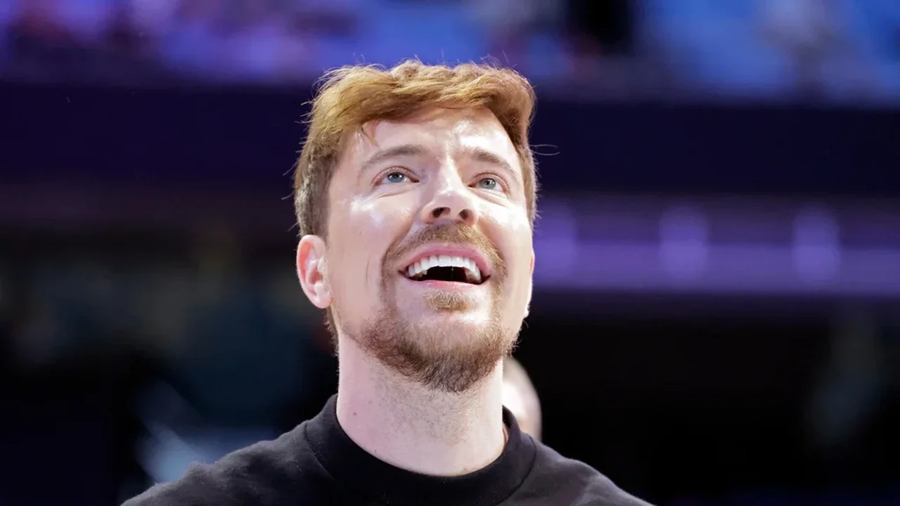 Brasileira que processa MrBeast mostra reunião em trabalho de parto