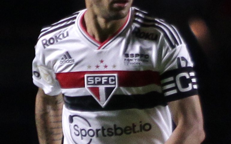 São Paulo libera Rafinha para jogo de lendas do Bayern 2 dias antes de clássico com Corinthians