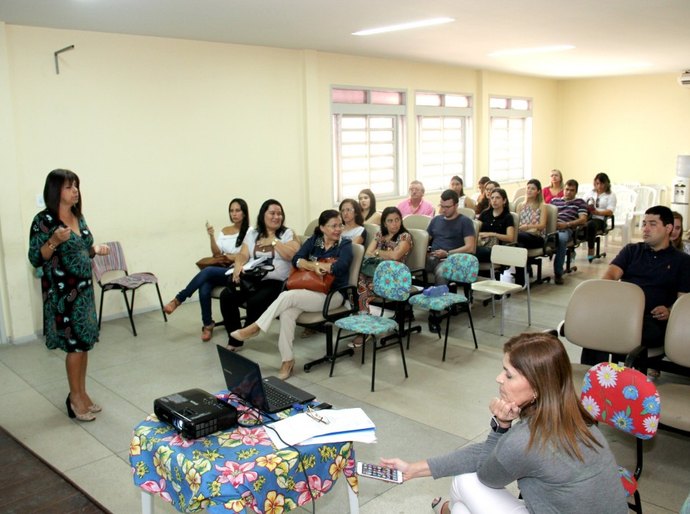 Sífilis congênita: Profissionais de Arapiraca participam de capacitação